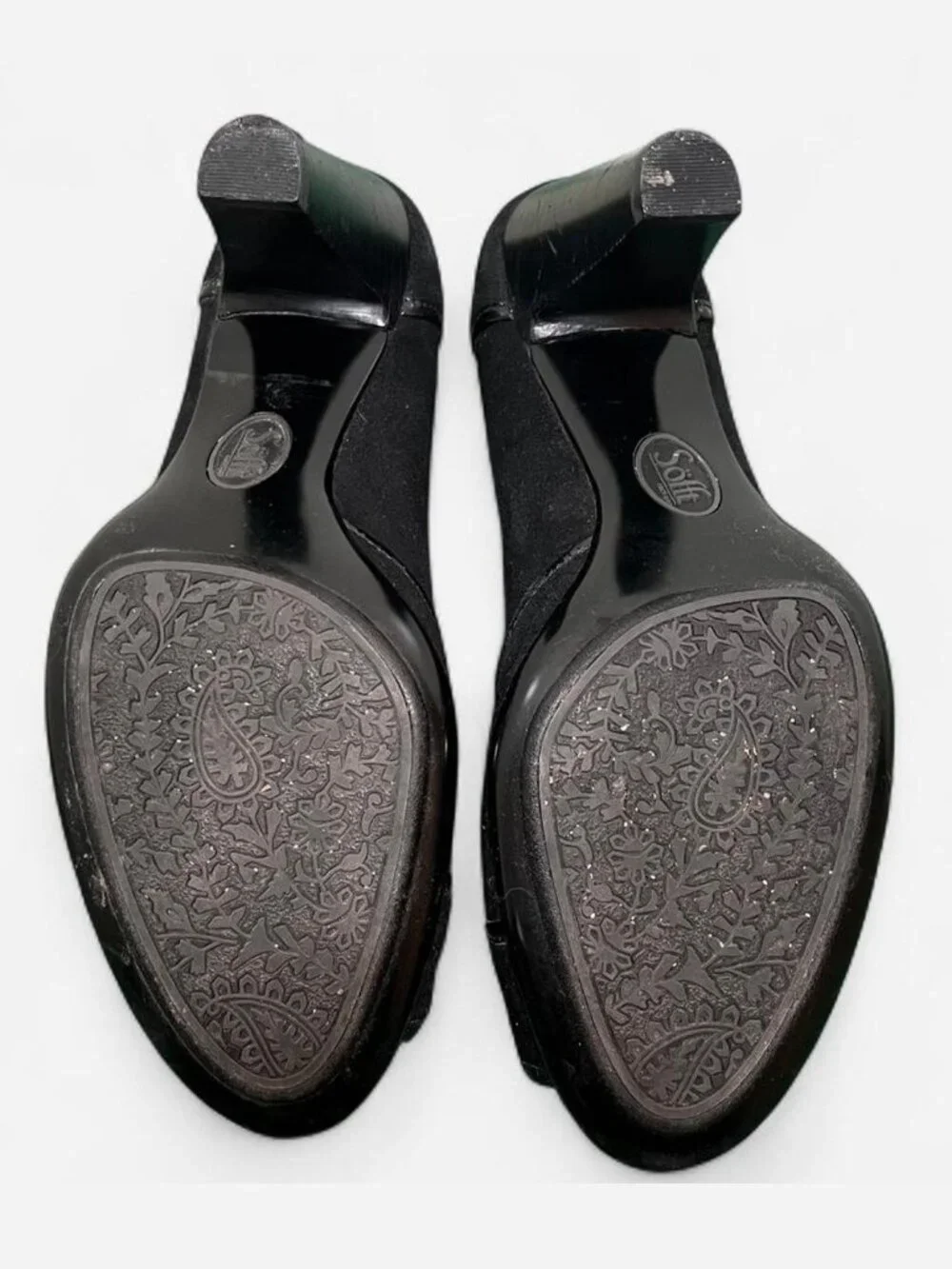 Sofft black suede